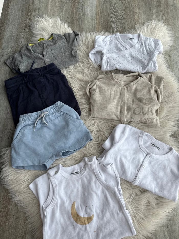 Lot de vêtements bébé 9 mois