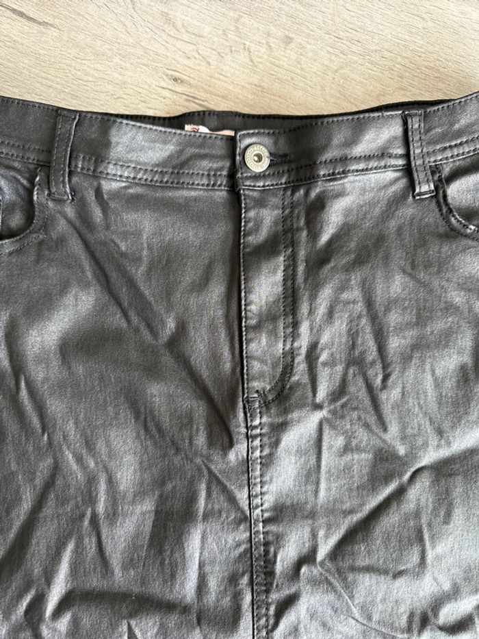 Jupe simili cuir 44 - photo numéro 2