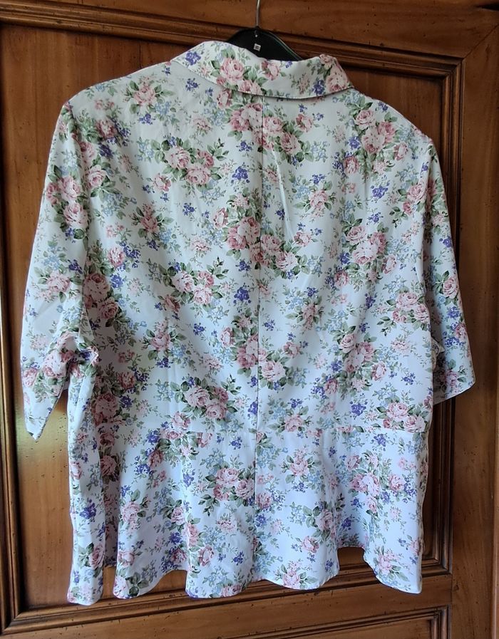Chemise NEUVE pour femme Taille 4XL - photo numéro 2