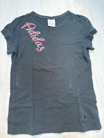 TEE shirt Adidas taille 40