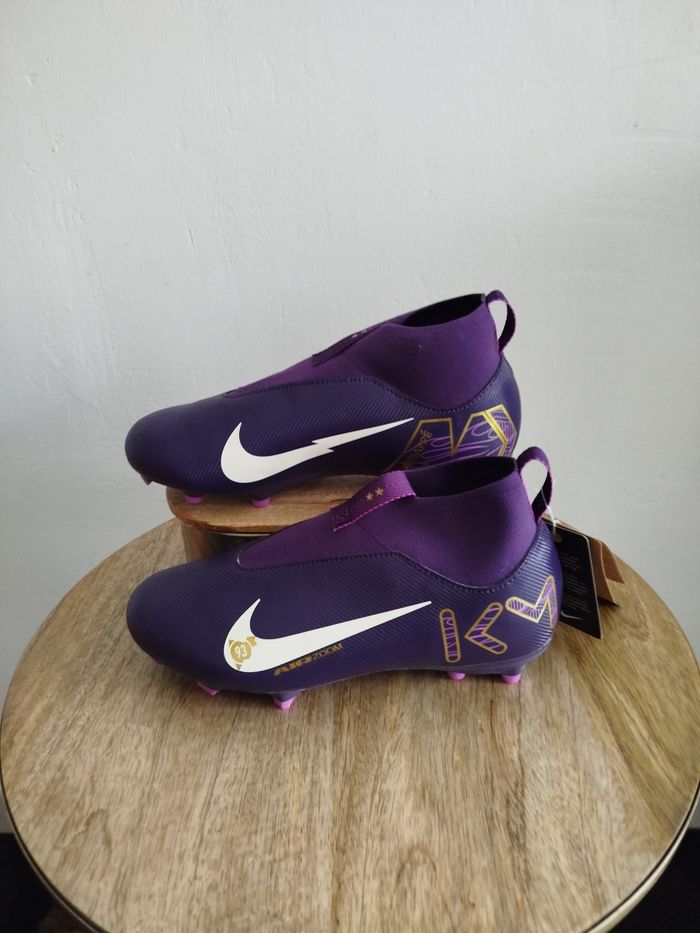 Crampons Nike T 37,5