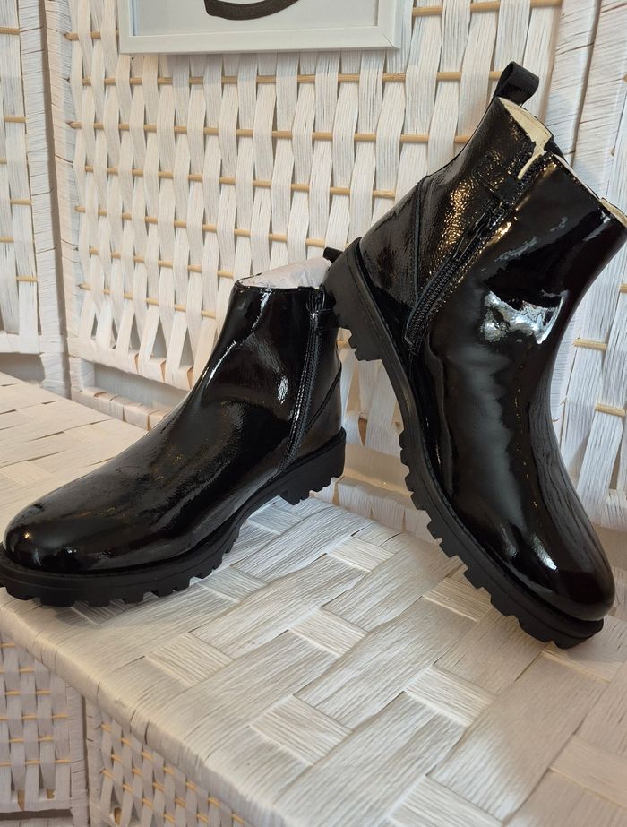 💕Jolie Bottines en cuir noires vernies Kickers groofit fille P38 💕 - photo numéro 2