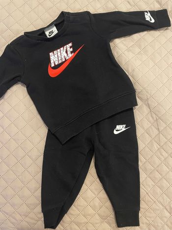 Ensemble Nike