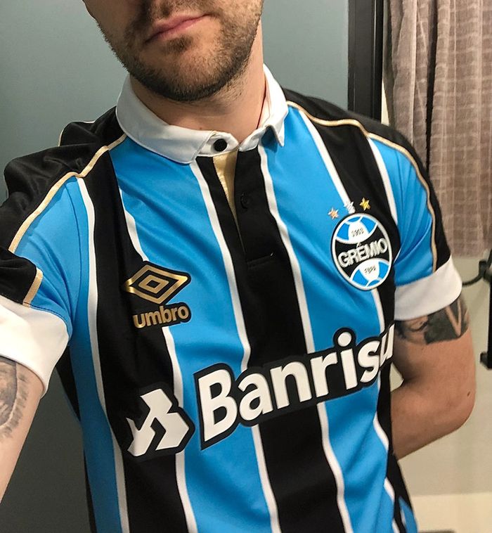Maillot foot Gremio 🇧🇷 home 2019 - photo numéro 14