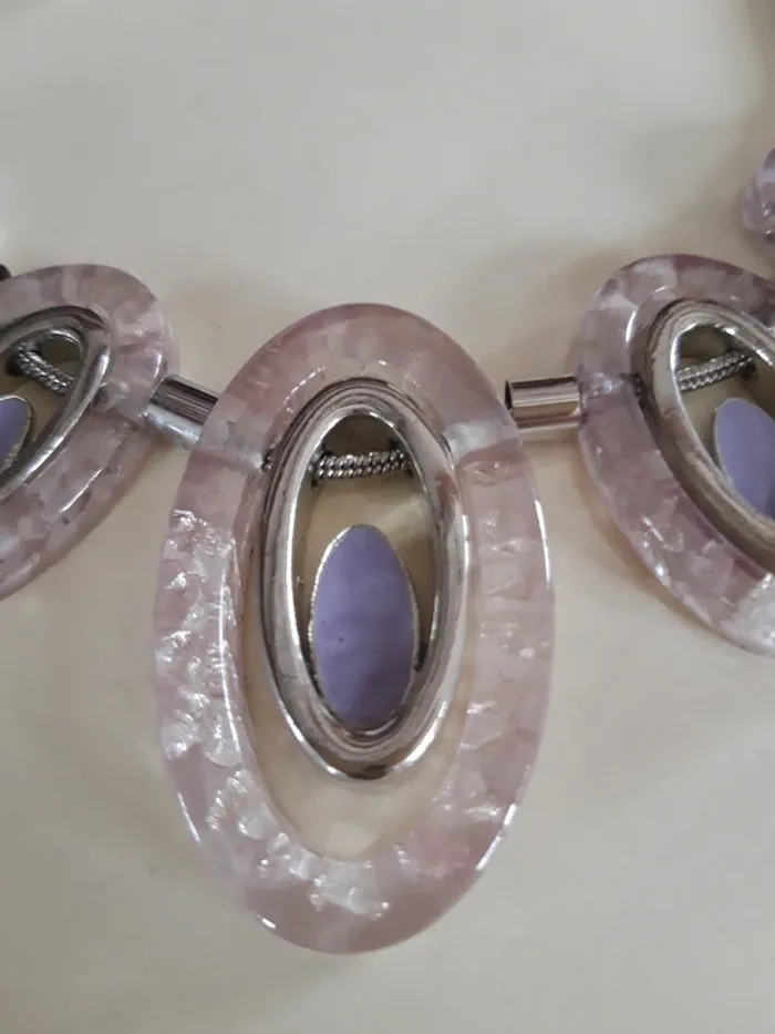 Collier fantaisie mauve - photo numéro 2