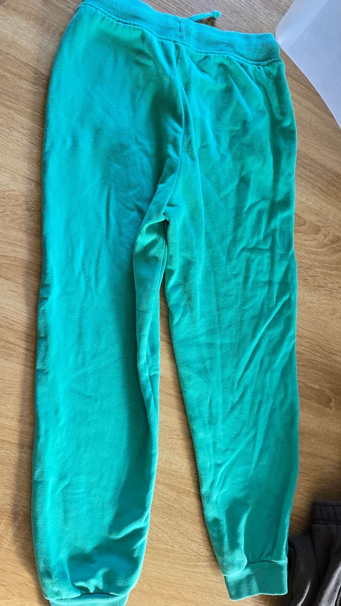 Pantalon vert  kiabi 10 ans  140 cm avec lacet a la taille - photo numéro 2