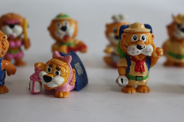 Kinder Surprise Leoventuras 1993 Lot de 10 fugurines. - photo numéro 3
