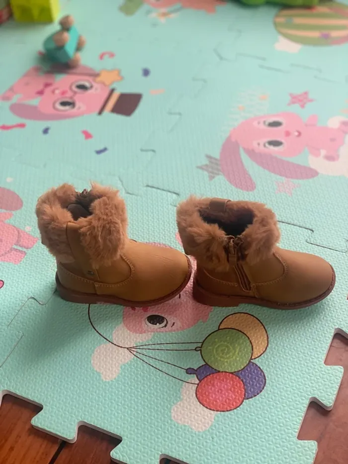 Bottines chaudes neuves - photo numéro 2