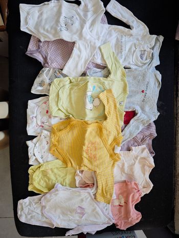 Lot bébé fille 0-1m