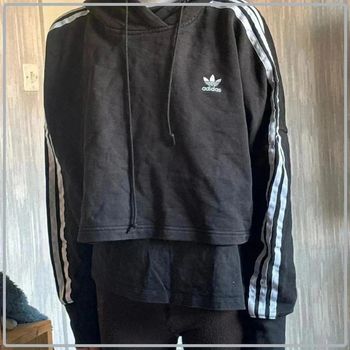 Pull court taille 34 marque Adidas