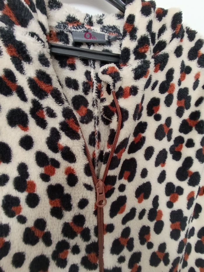 Jolie combinaison léopard fille 146/152 - photo numéro 3