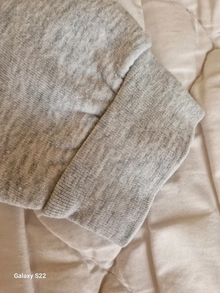 Sweat gris bonbonnière - photo numéro 4