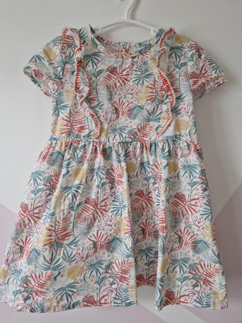 Robe manches courtes