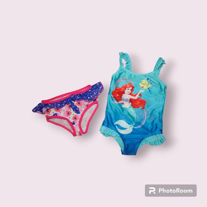 Lot de 2 maillots de bain taille 24 mois - photo numéro 2