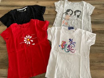 Lot 4 tee-shirts 5 ans