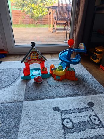 La caserne de tut tut Land complet