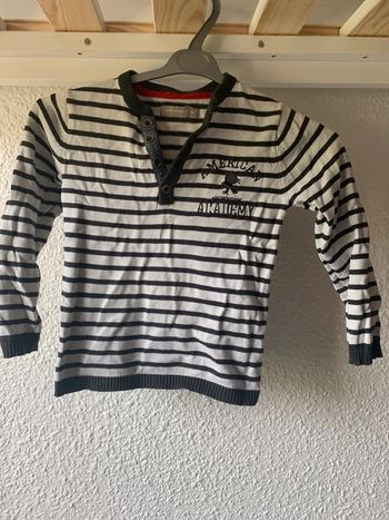 Pull très bon état