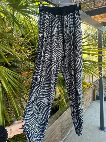 Pantalon fluide  imprimé noir et blanc L/XL