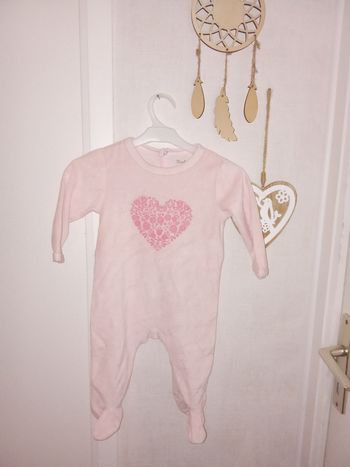 Pyjama bébé fille  velour, hiver 6 mois, rose perle,  motif coeur