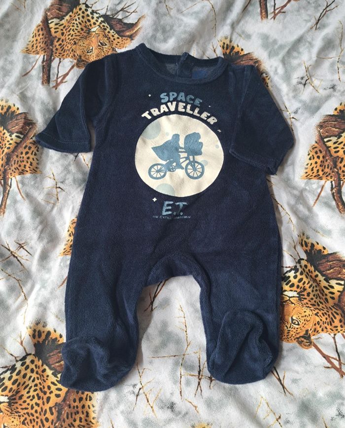 Pyjama bébé 1mois E.T - photo numéro 2