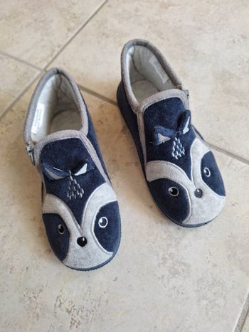 Chaussons neufs Gemo 28