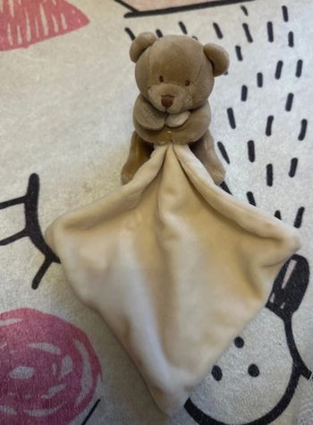 Doudou Petit ours « Doudou et compagnie »