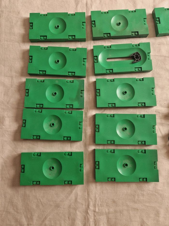 Piece lego soccer , foot - photo numéro 2