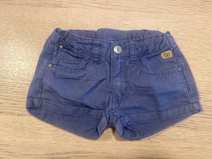 Short Mexx taille 2-3 ans