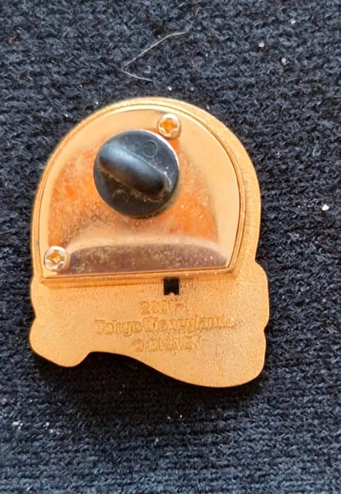 Pins Disney Tokyo Fantillusion Sayonara (pile à changer) - photo numéro 2