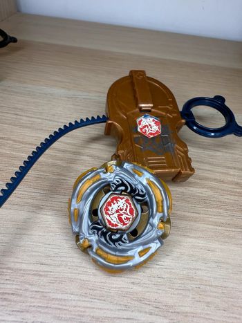 Toupie beyblade meteo l drago