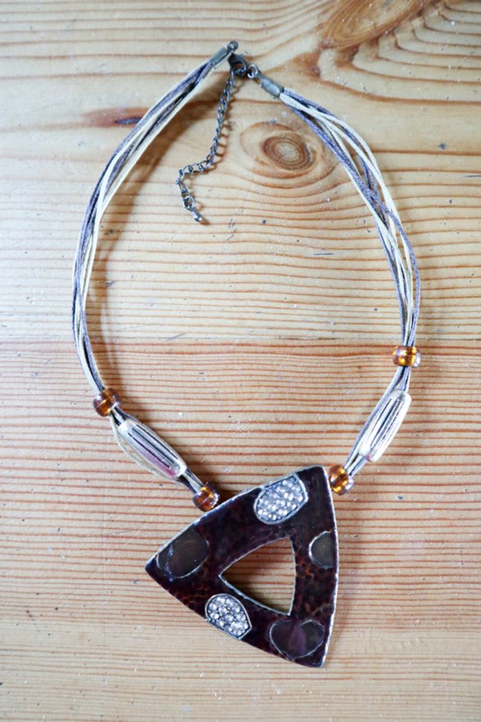 Collier triangle - photo numéro 3