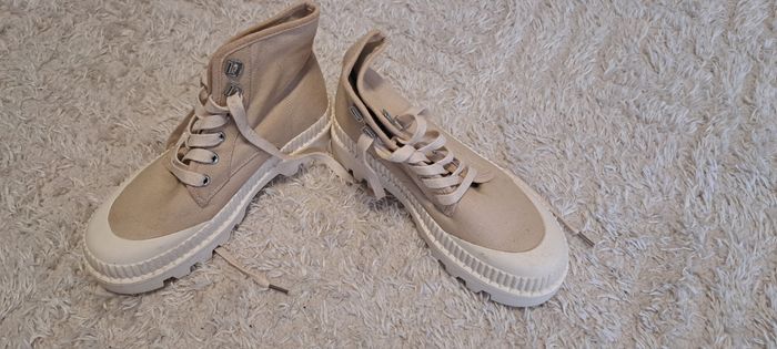 Chaussures en très bonne état - photo numéro 3