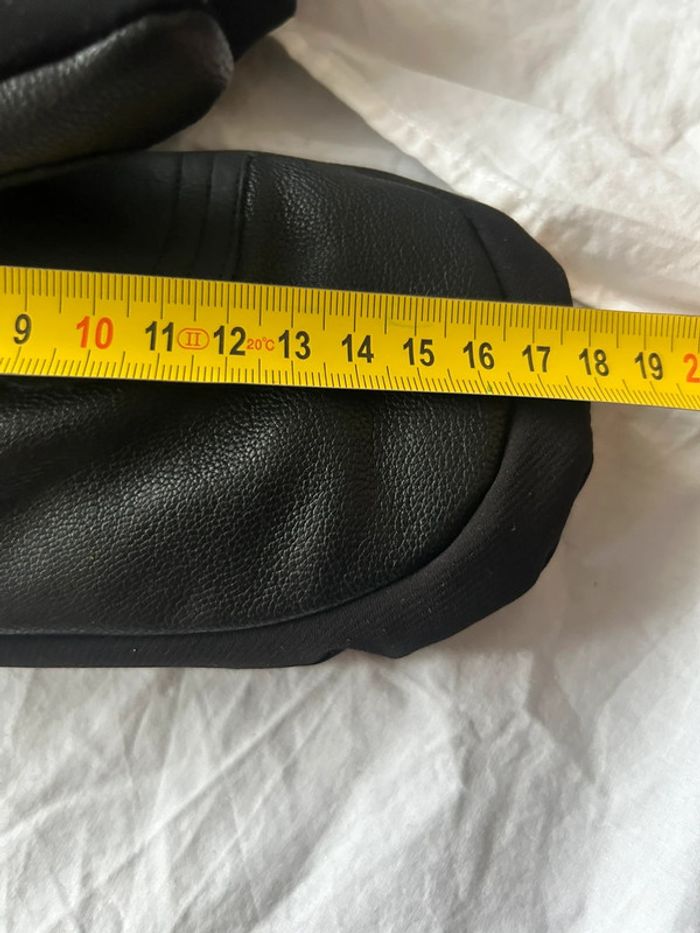 Moufles Obermeyer taille S/M junior (taille L ) longueur poignée 17,5 cm longueur totale 24 cm - photo numéro 14