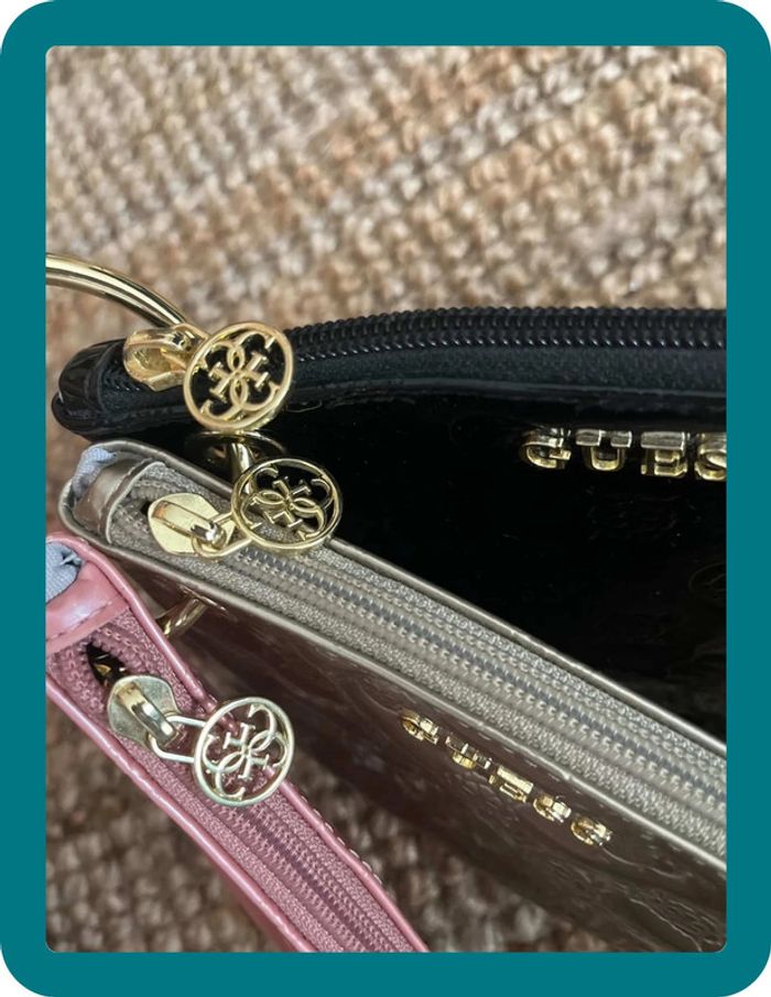 Ensemble pochette Guess - photo numéro 2