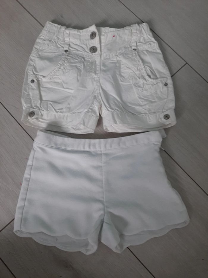 Lot short fille 4ans