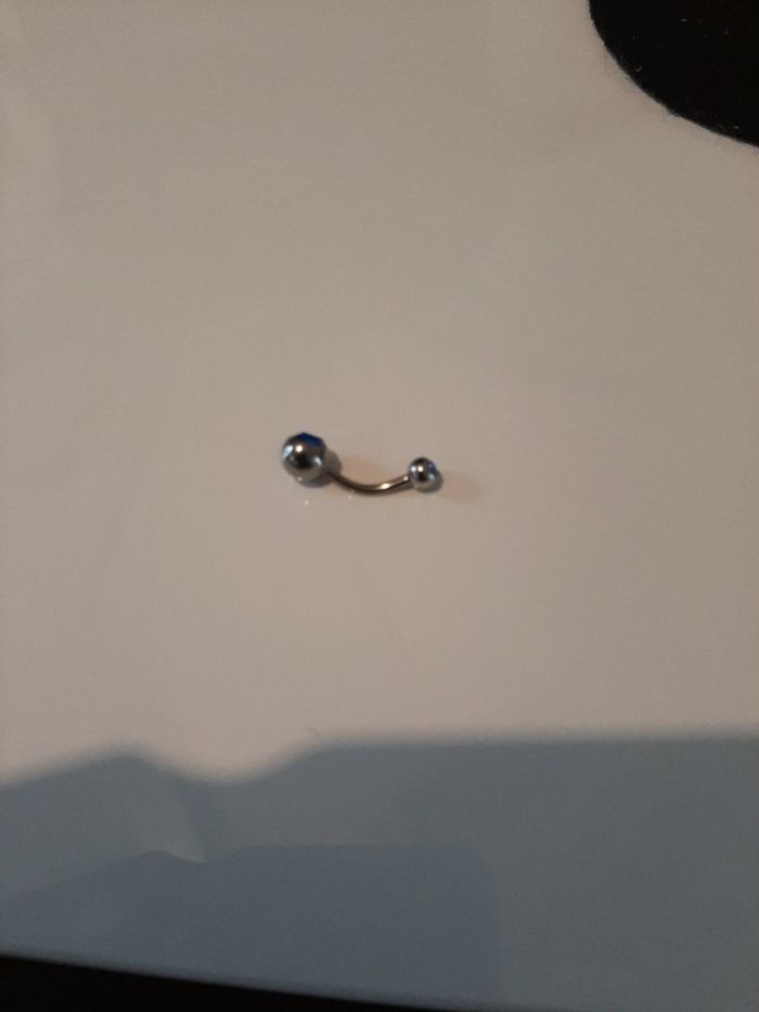 Piercing nombril - photo numéro 10