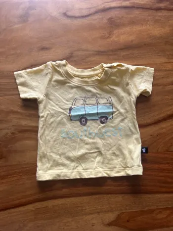 T-shirt southwest