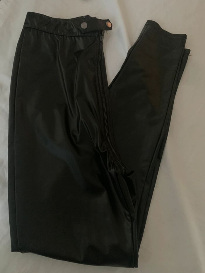 Legging brillant noir taille 38 chic me - photo numéro 7