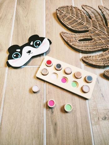 👋 Memo tactile/Jeu de textures en bois couleurs et matières différentes