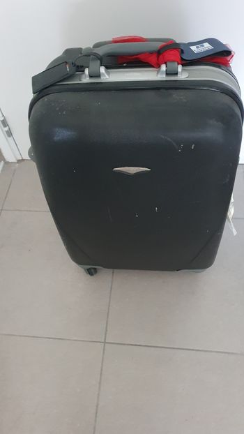 Valise rigide