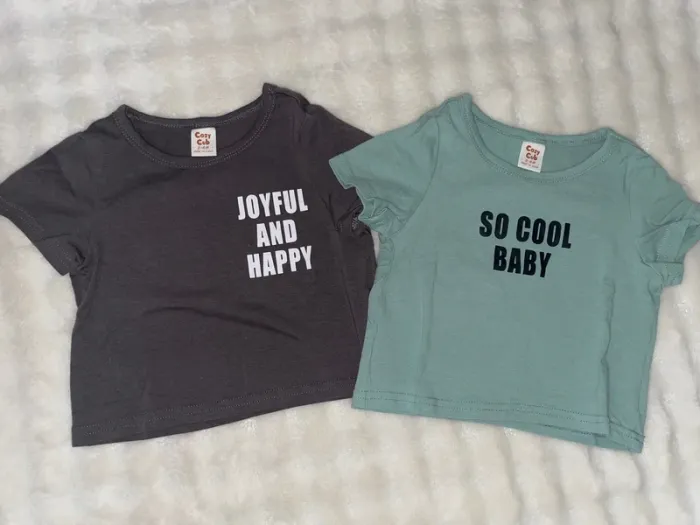 Lot 2 t shirt