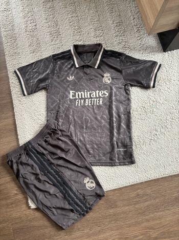 Maillot Real Madrid 12 ans