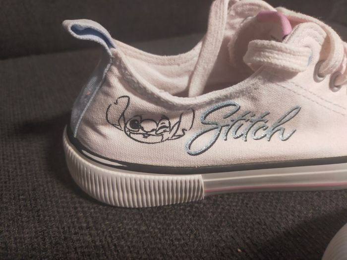 Baskets en toile T 33/34 blanche Stitch Disney - photo numéro 2