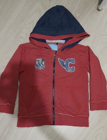 Gilet à capuche taille 5ans IKKS