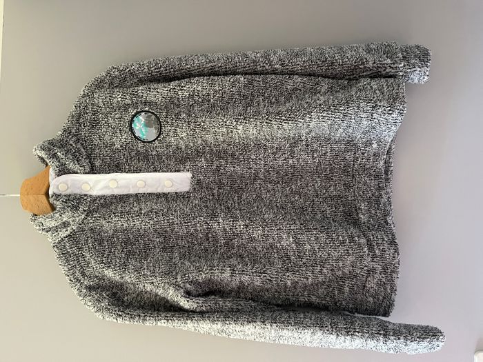 Pull Taille M - Longboard - Neuf