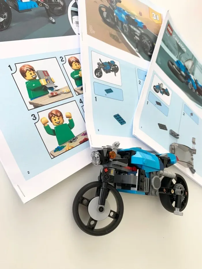 Lego creator 31114 La super moto - photo numéro 4