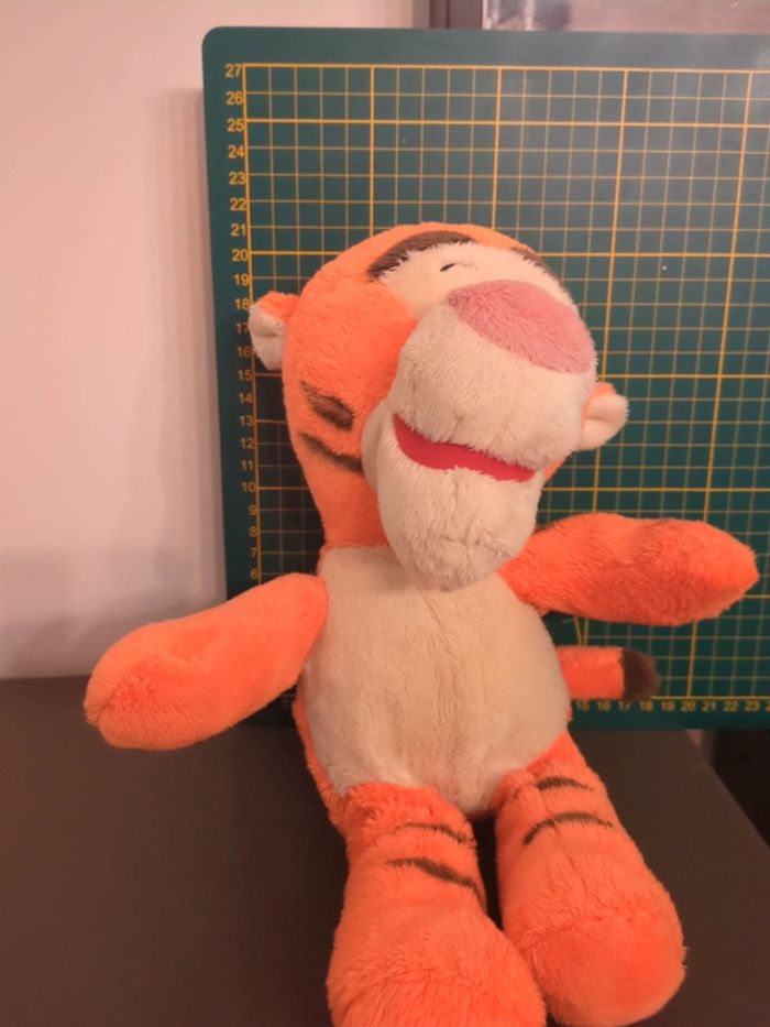 peluche Disney tigrou - photo numéro 3