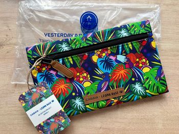 Pochette Leona rose Cabaia neuve sous blister
