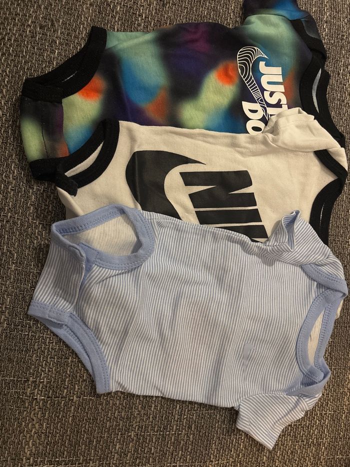Lot body Nike - photo numéro 2