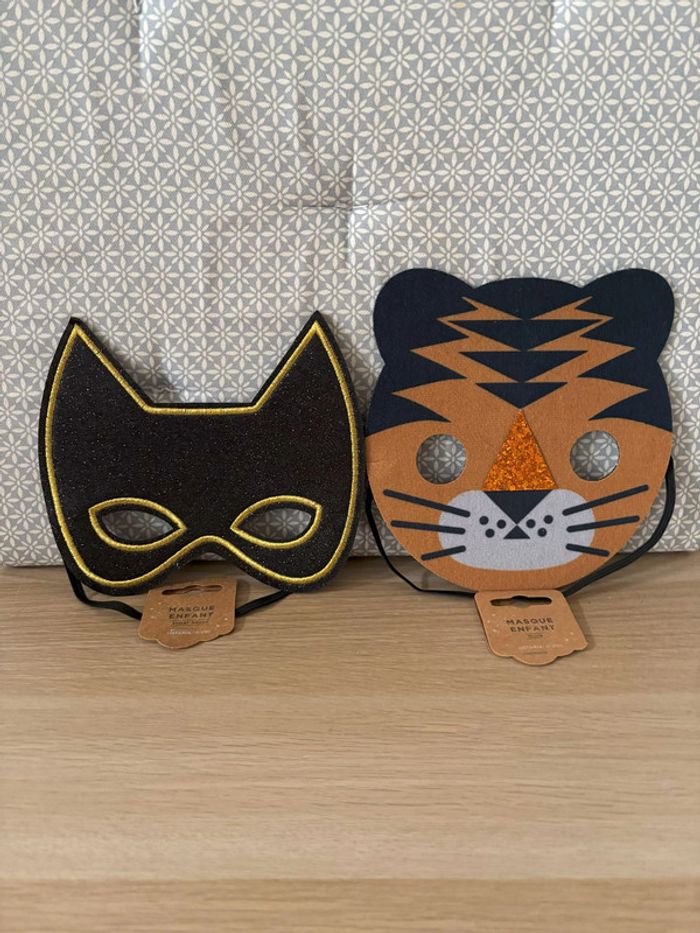 Lot de 2 Masques "Animaux"